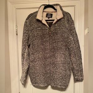 Grizzly Sherpa pullover
